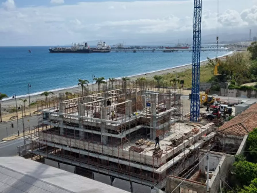 Immagine 26 di Appartamento in vendita  in VIA TONNARA a Milazzo