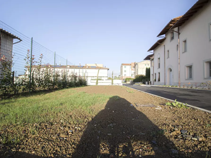 Immagine 10 di Appartamento in vendita  a Montemurlo