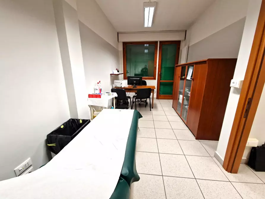 Immagine 7 di Attività commerciale in vendita  in Via Fiesso,6/6 a Castenaso