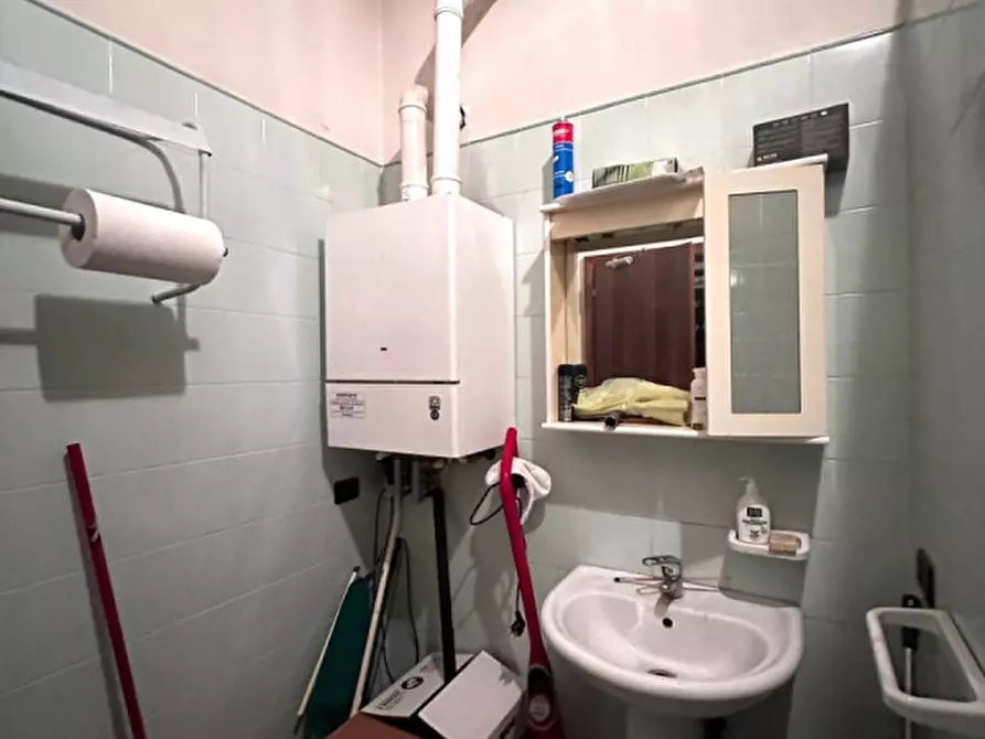 Immagine 7 di Negozio in vendita  in Viale Europa, 1 a Thiene