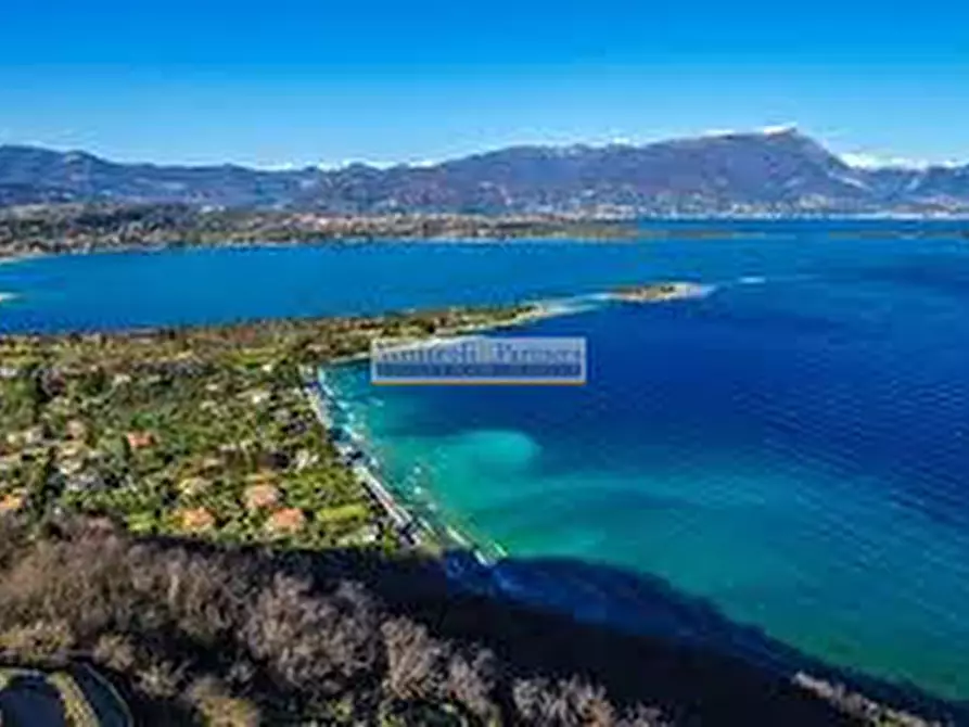 Immagine 11 di Hotel in vendita  in via trevisago a Moniga Del Garda