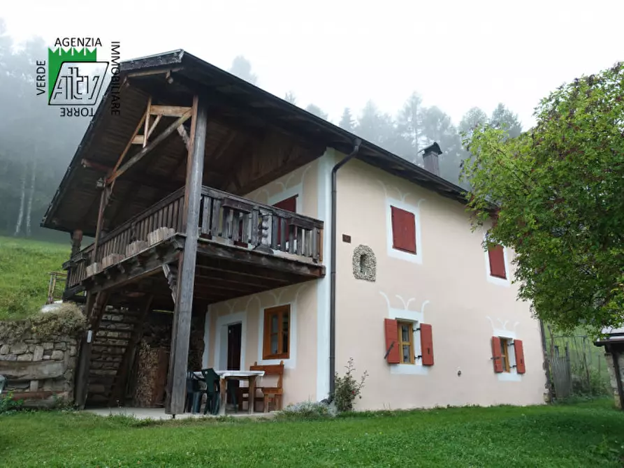 Immagine 1 di Rustico / casale in vendita  in Roverè della Luna a Roverè Della Luna