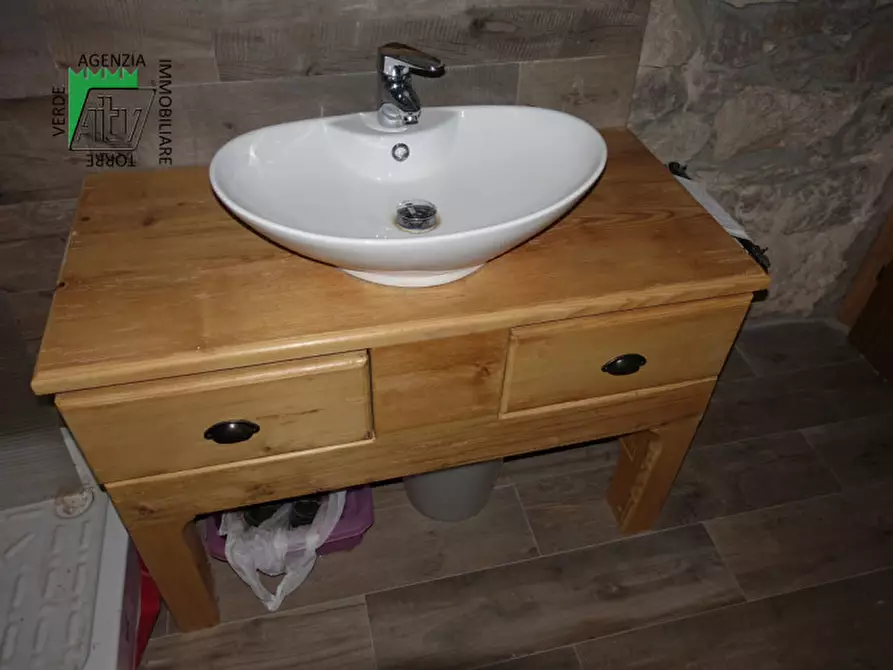 Immagine 60 di Rustico / casale in vendita  in Roverè della Luna a Roverè Della Luna