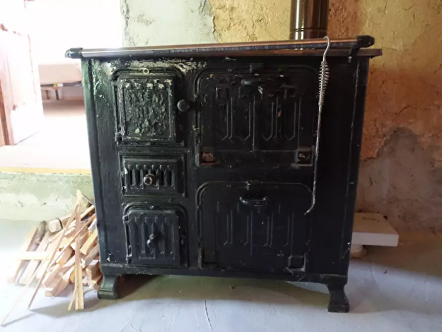 Immagine 89 di Rustico / casale in vendita  in Roverè della Luna a Roverè Della Luna