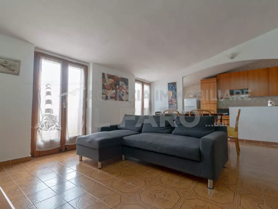 Immagine 2 di Appartamento in vendita  in Via Anita Garibaldi a La Maddalena