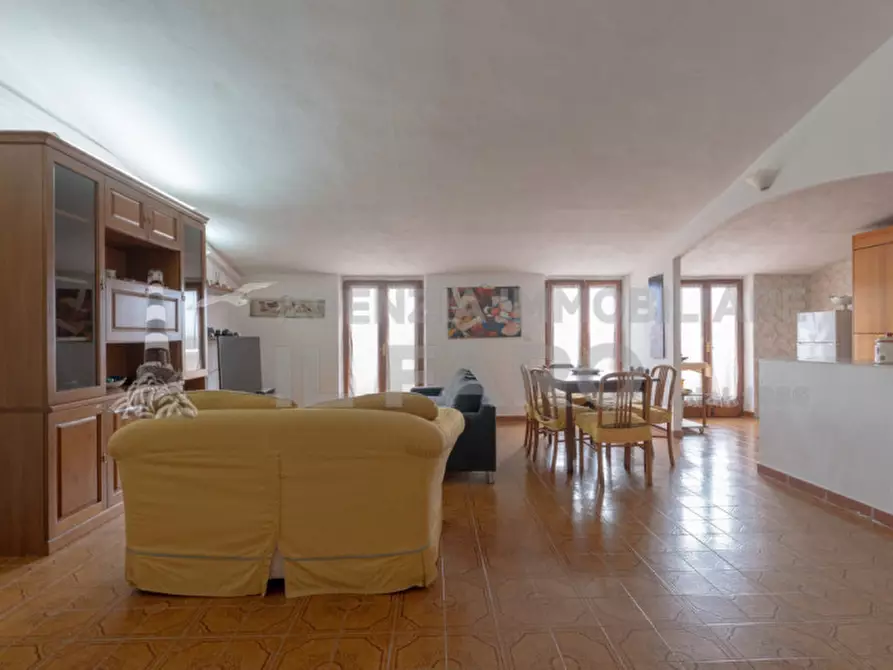 Immagine 3 di Appartamento in vendita  in Via Anita Garibaldi a La Maddalena