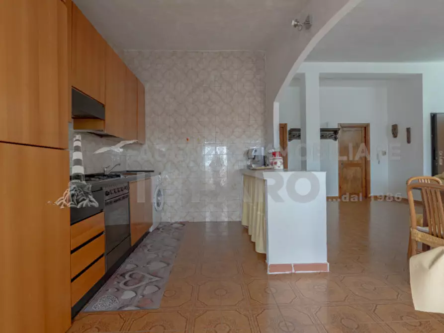 Immagine 8 di Appartamento in vendita  in Via Anita Garibaldi a La Maddalena