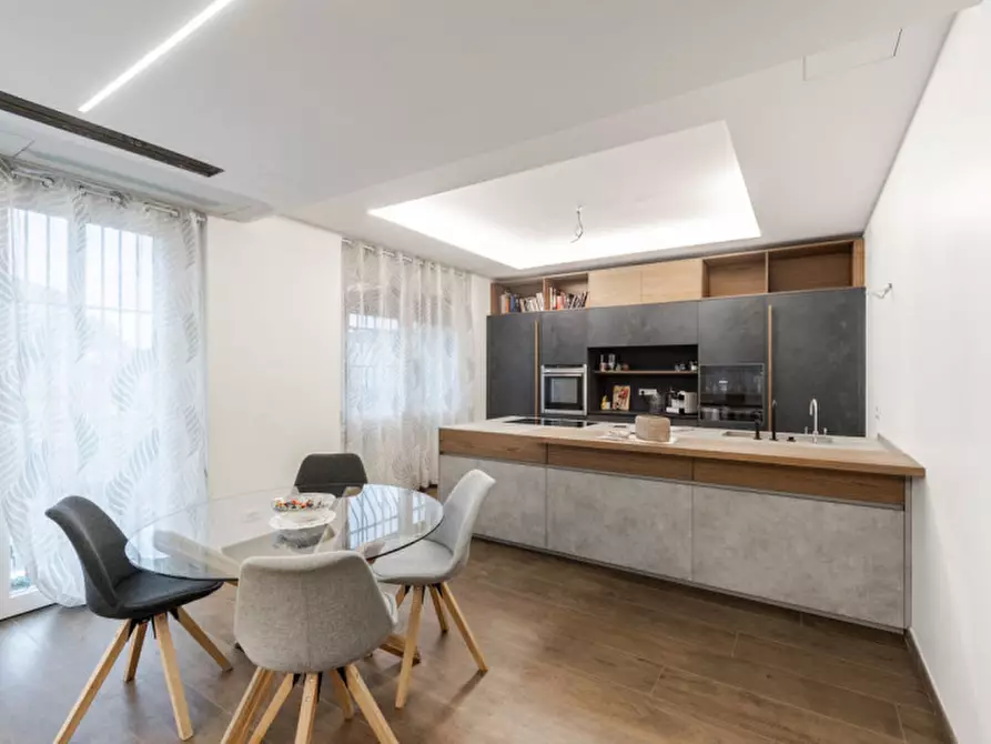 Immagine 4 di Appartamento in vendita  in via Piave 8 a Paderno Dugnano