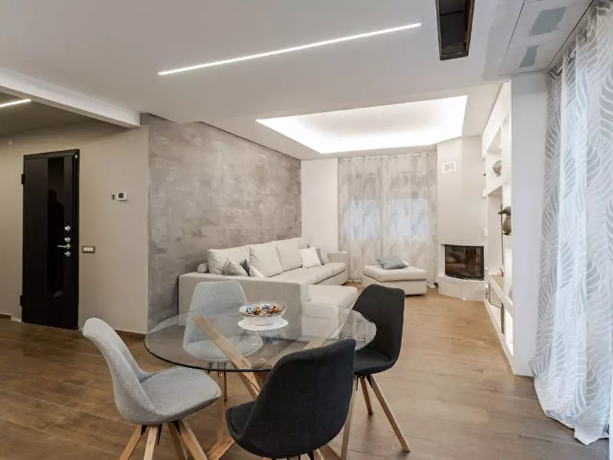 Immagine 7 di Appartamento in vendita  in via Piave 8 a Paderno Dugnano