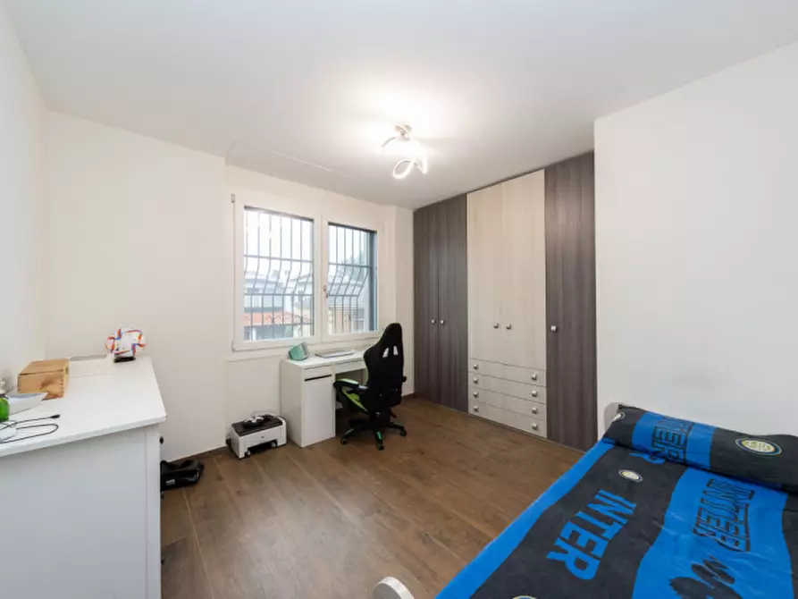 Immagine 19 di Appartamento in vendita  in via Piave 8 a Paderno Dugnano