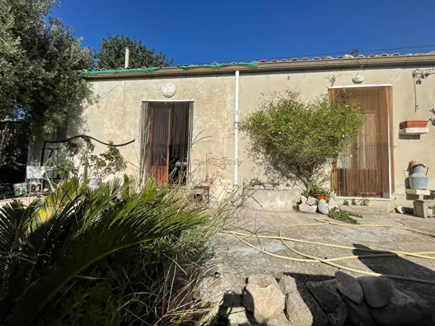 Immagine 6 di Casa indipendente in vendita  a Modica