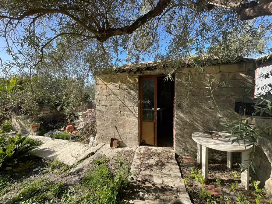 Immagine 9 di Casa indipendente in vendita  a Modica