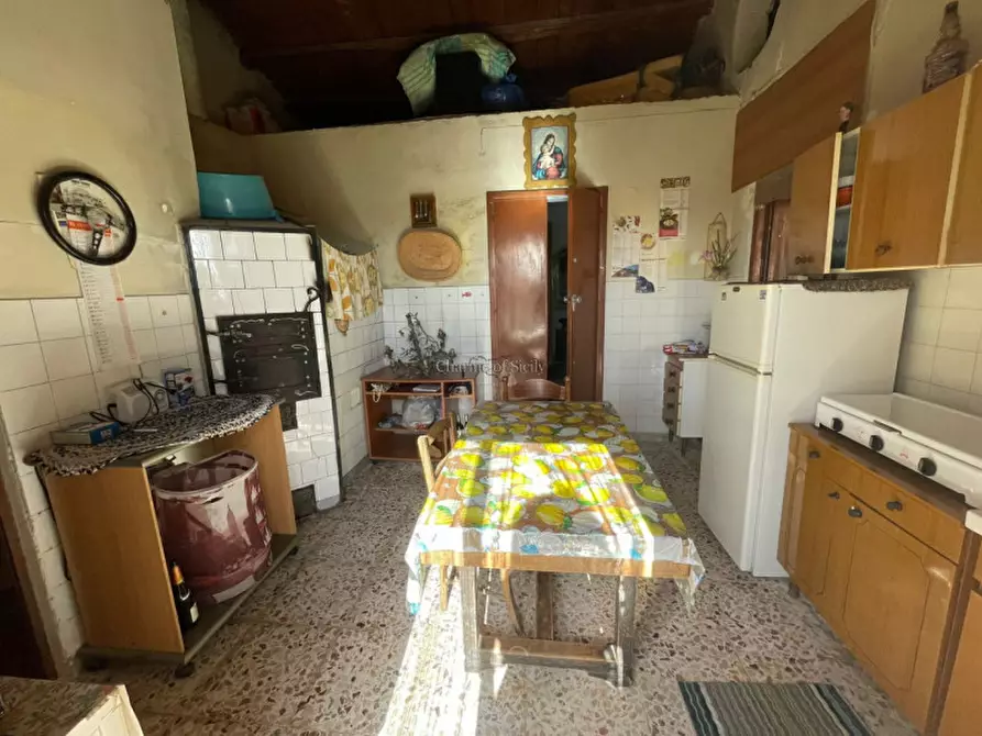 Immagine 17 di Casa indipendente in vendita  a Modica