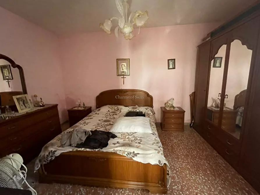 Immagine 18 di Casa indipendente in vendita  a Modica