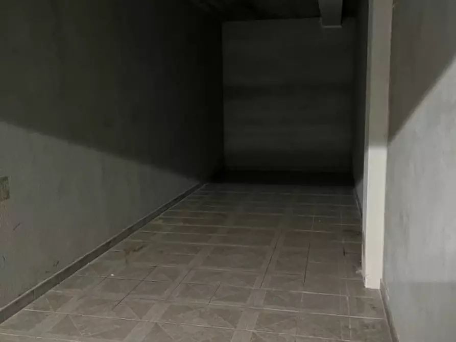 Immagine 4 di Garage in vendita  a Quartu Sant'elena