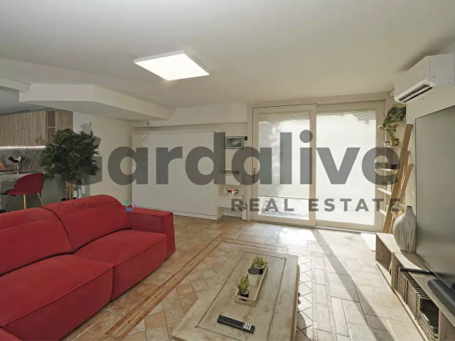 Immagine 16 di Appartamento in vendita  in Via matteotti, 2 a Manerba Del Garda