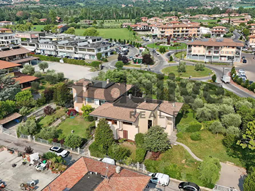Immagine 17 di Appartamento in vendita  in Via matteotti, 2 a Manerba Del Garda