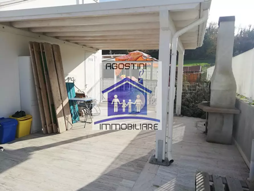 Immagine 29 di Appartamento in vendita  in frazione piane di morro a Folignano