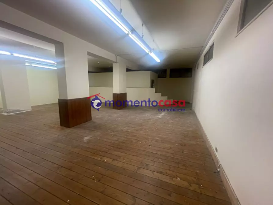 Immagine 24 di Magazzino in vendita  in via Mantova a Reggio Di Calabria