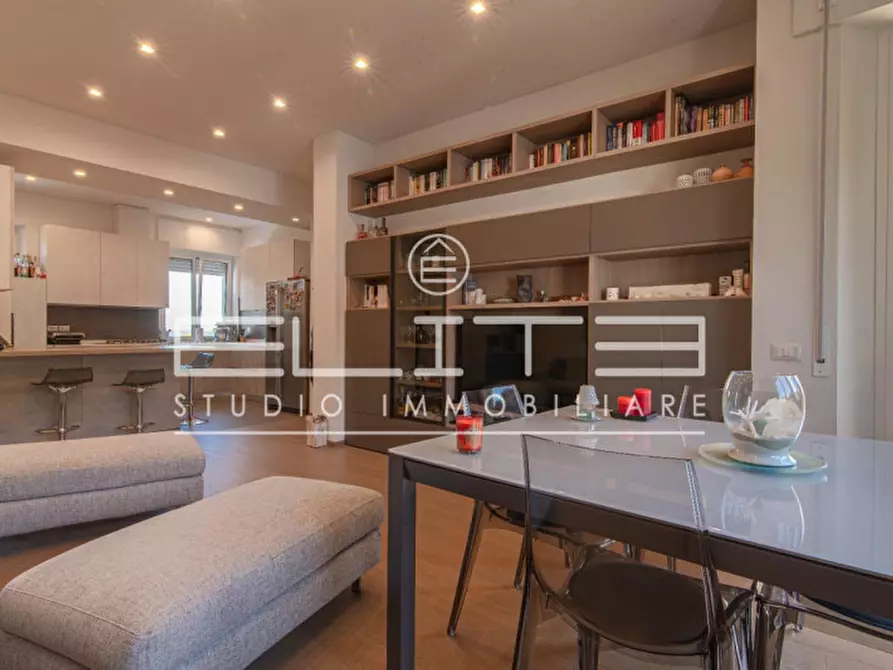 Immagine 6 di Appartamento in vendita  in VIA DE BOSIS a Falconara Marittima