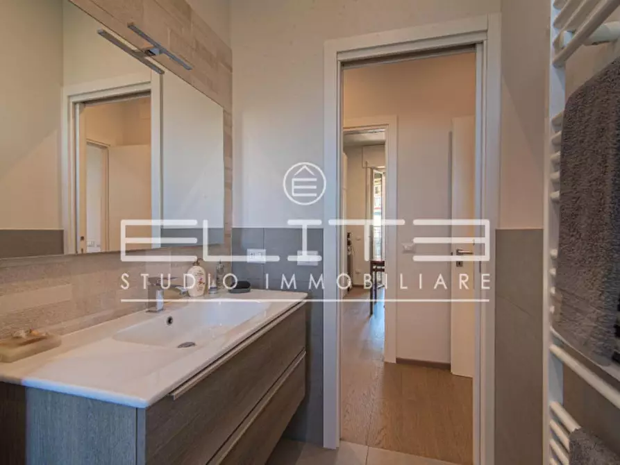 Immagine 21 di Appartamento in vendita  in VIA DE BOSIS a Falconara Marittima