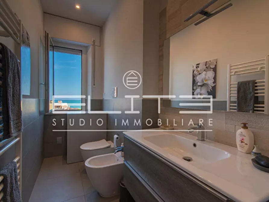 Immagine 22 di Appartamento in vendita  in VIA DE BOSIS a Falconara Marittima