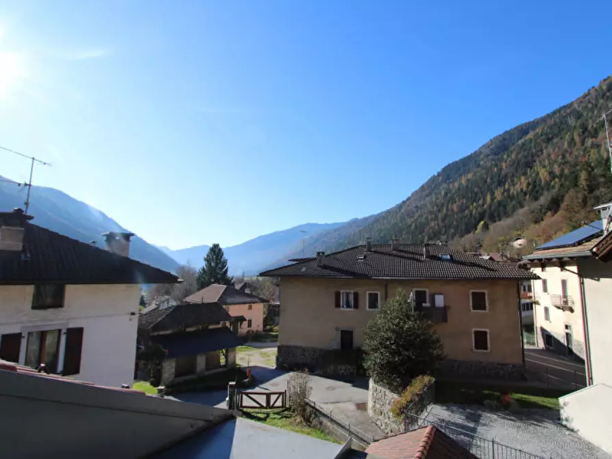 Immagine 27 di Casa indipendente in vendita  in Frazione Mortaso a Spiazzo