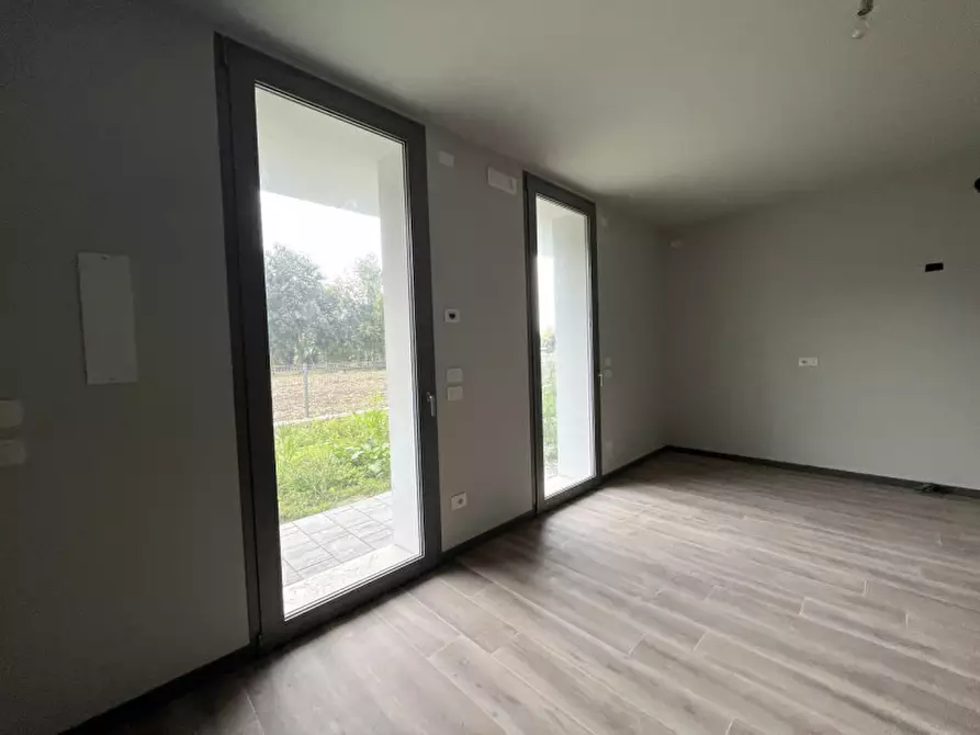 Immagine 2 di Villetta a schiera in vendita  a San Martino Di Lupari