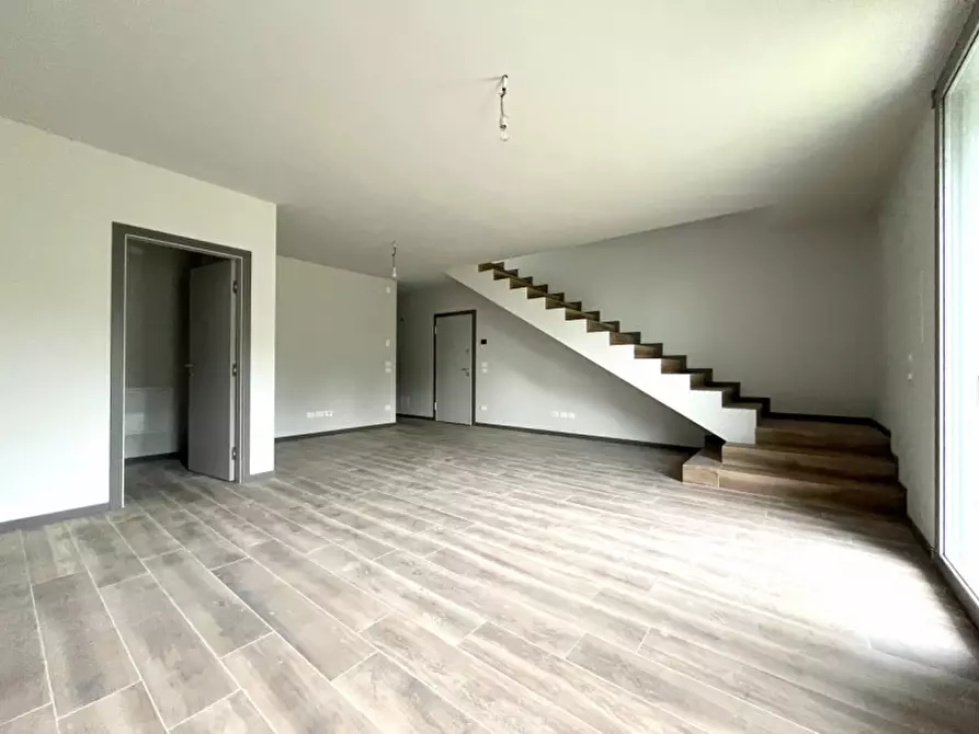 Immagine 3 di Villetta a schiera in vendita  a San Martino Di Lupari