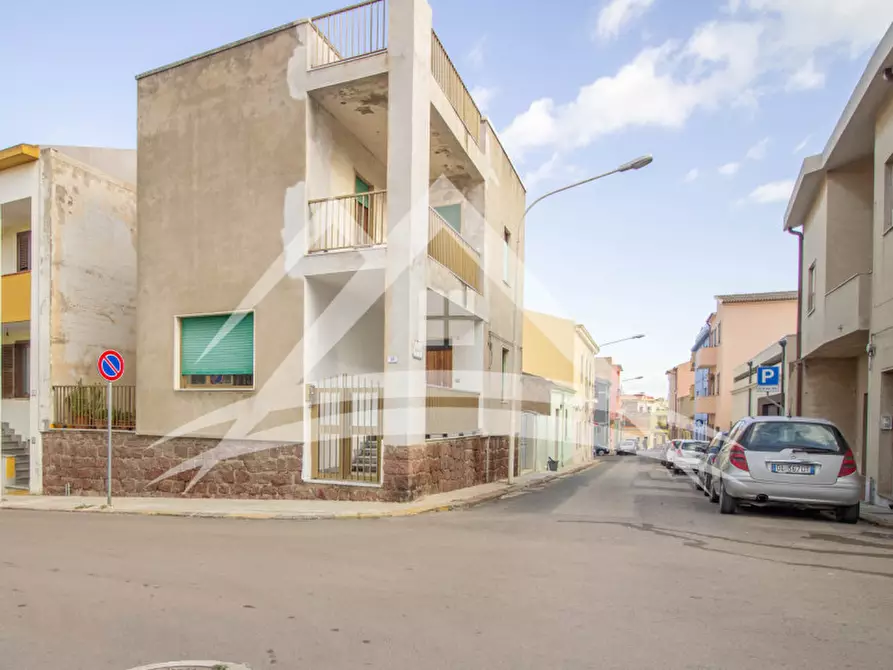 Immagine 1 di Casa indipendente in vendita  in Via Rossini, 19 a Porto Torres