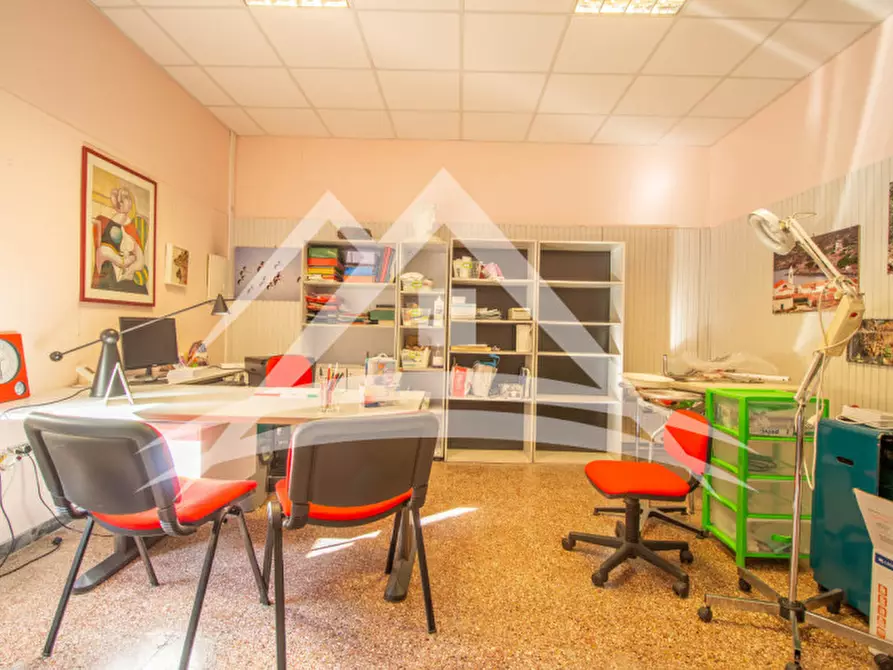 Immagine 6 di Ufficio in vendita  in Via Petronia, 6 a Porto Torres