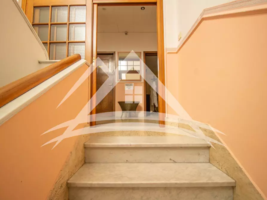 Immagine 11 di Ufficio in vendita  in Via Petronia, 6 a Porto Torres