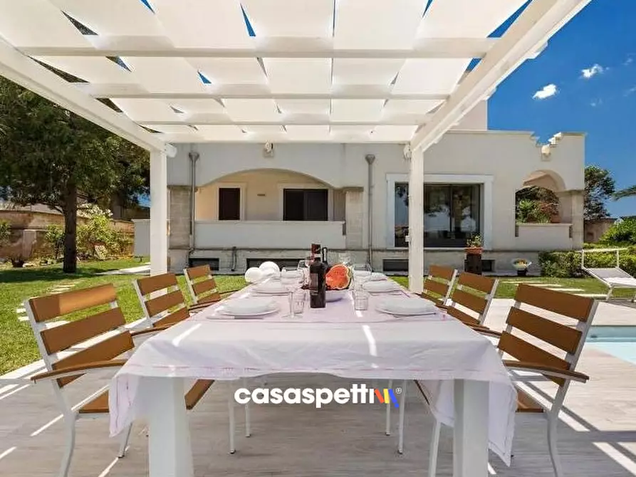 Immagine 12 di Villa in vendita  in Via Amerigo Vespucci a Lecce