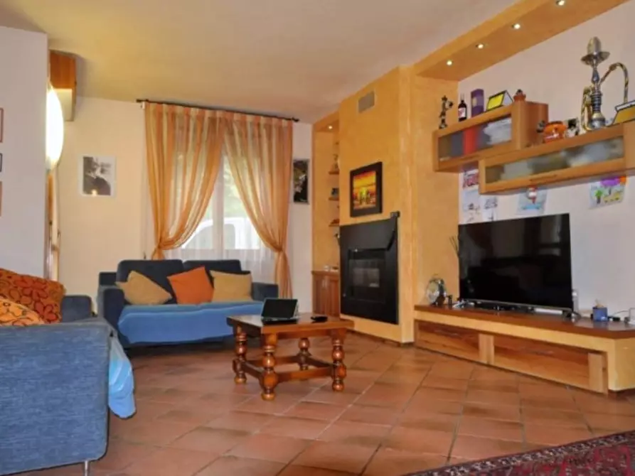 Immagine 2 di Appartamento in vendita  in Ville a Terranuova Bracciolini