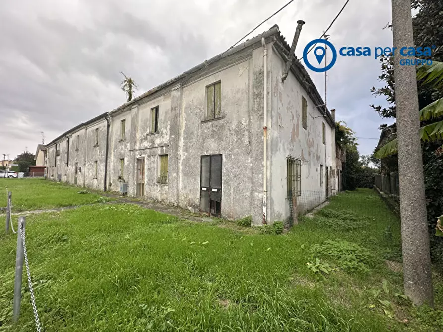 Immagine 7 di Casa quadrifamiliare in vendita  in Via Roma 210 a Pontecchio Polesine