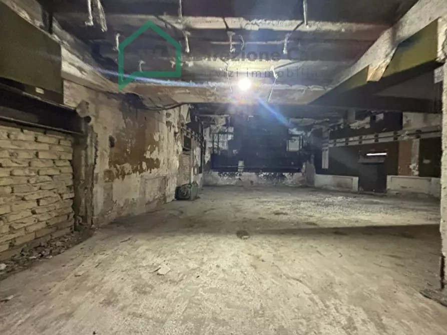 Immagine 5 di Capannone industriale in vendita  in Piazza G. Battista Vico a Napoli