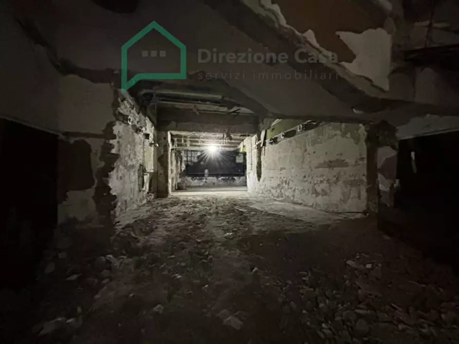 Immagine 10 di Capannone industriale in vendita  in Piazza G. Battista Vico a Napoli