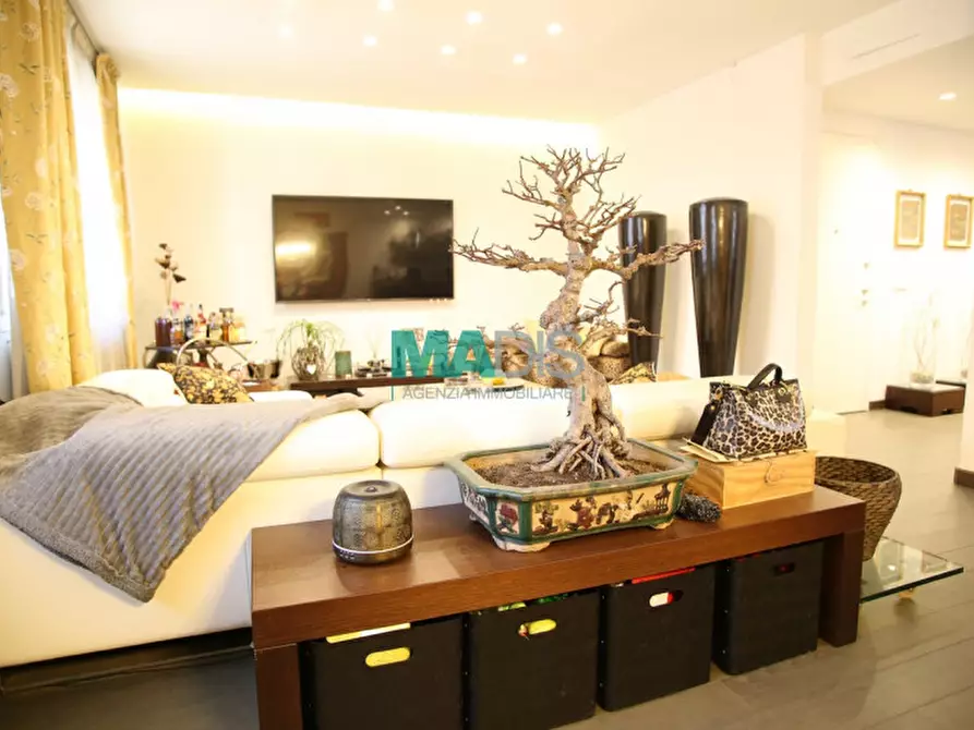 Immagine 2 di Appartamento in vendita  in via del palco a Prato