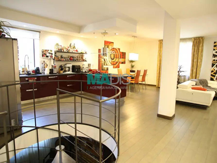 Immagine 4 di Appartamento in vendita  in via del palco a Prato