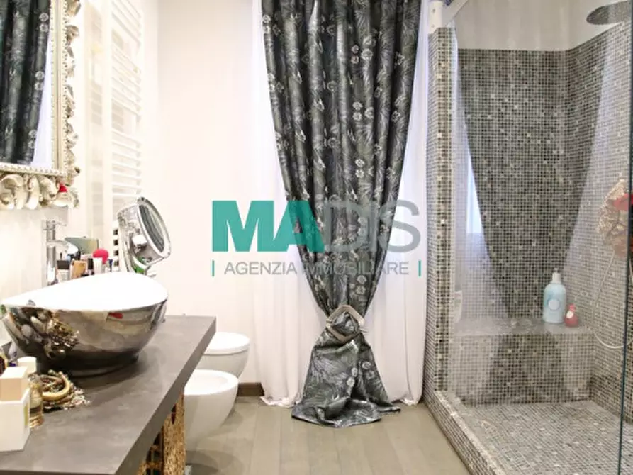 Immagine 9 di Appartamento in vendita  in via del palco a Prato