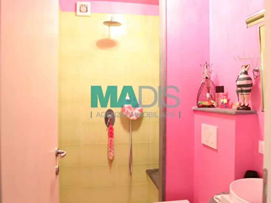 Immagine 15 di Appartamento in vendita  in via del palco a Prato