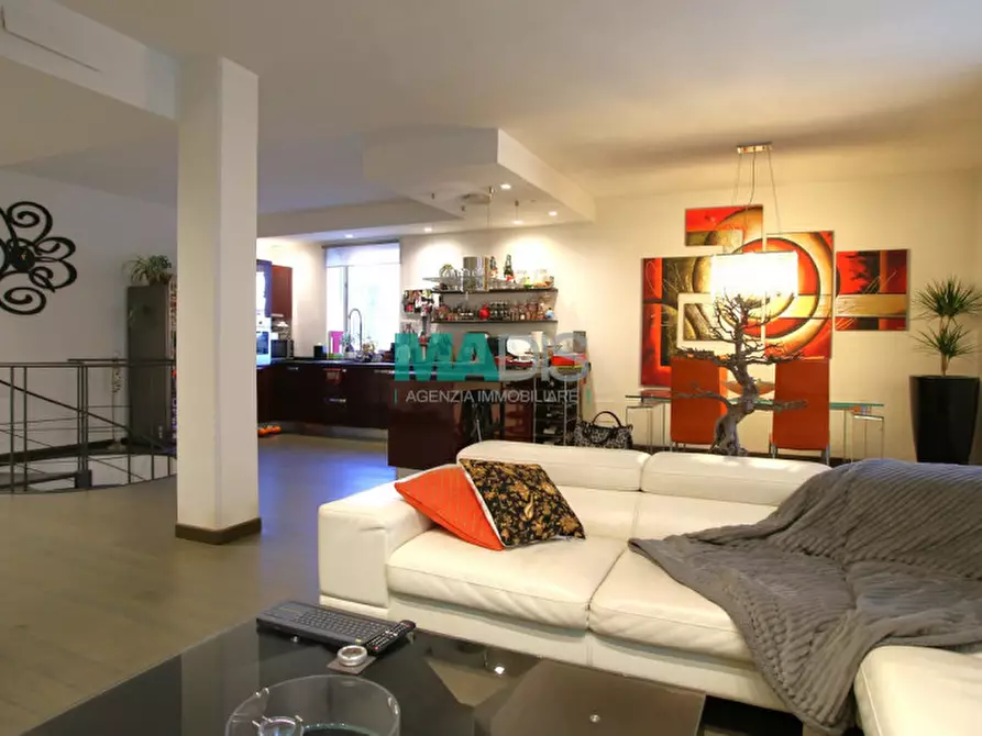 Immagine 19 di Appartamento in vendita  in via del palco a Prato