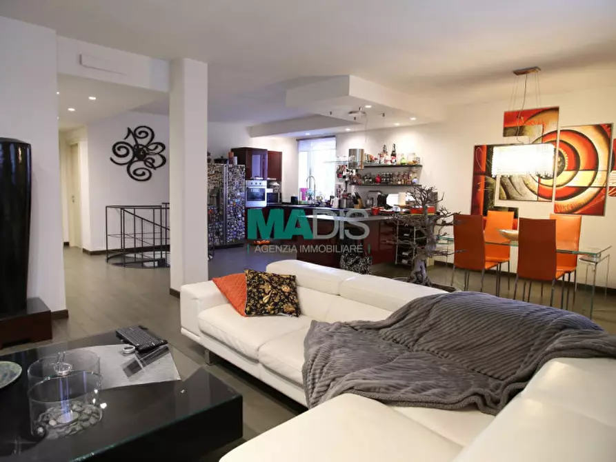 Immagine 25 di Appartamento in vendita  in via del palco a Prato