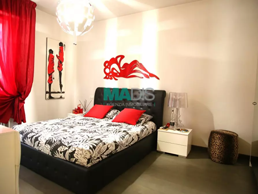 Immagine 37 di Appartamento in vendita  in via del palco a Prato