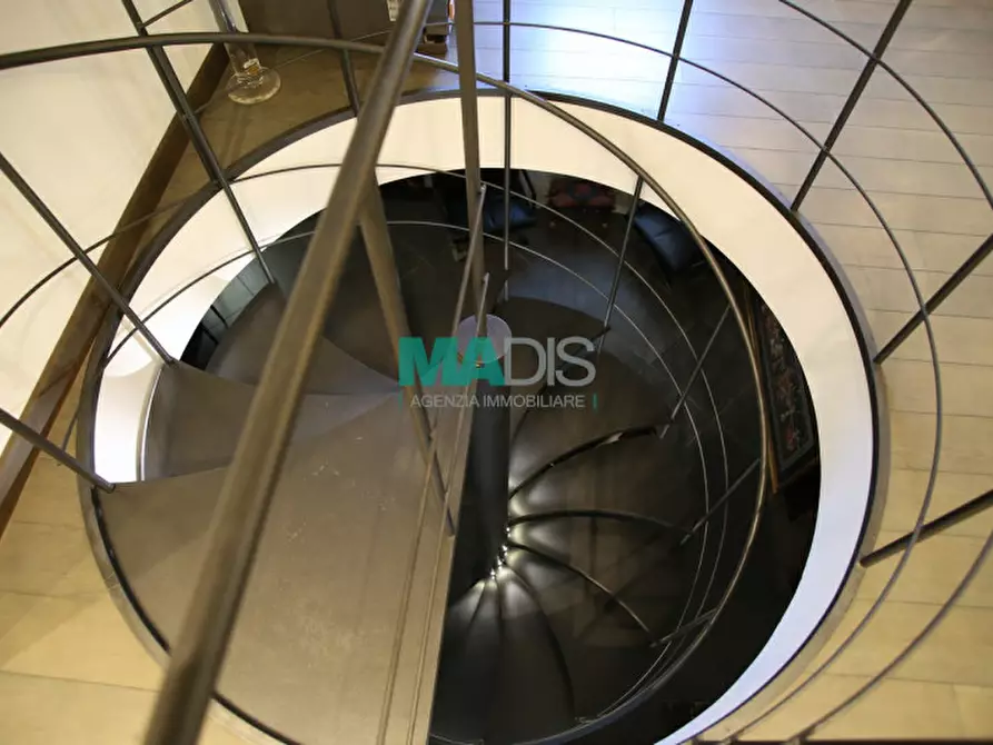 Immagine 53 di Appartamento in vendita  in via del palco a Prato