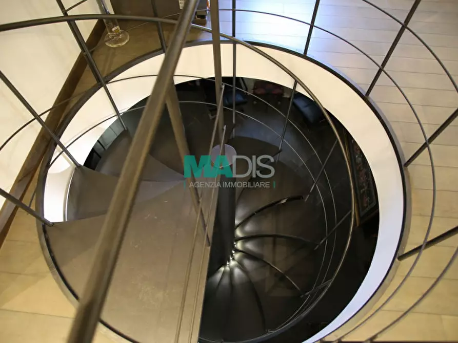 Immagine 54 di Appartamento in vendita  in via del palco a Prato