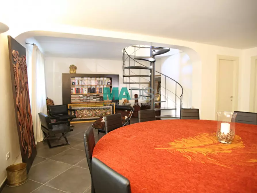 Immagine 59 di Appartamento in vendita  in via del palco a Prato