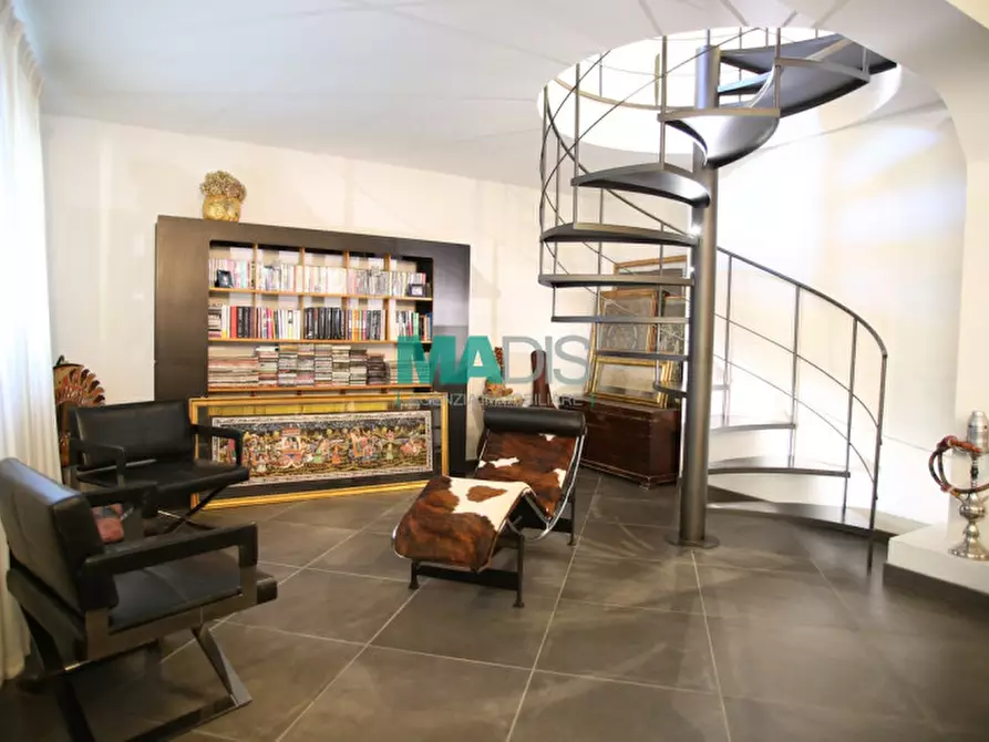 Immagine 60 di Appartamento in vendita  in via del palco a Prato