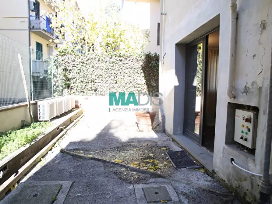 Immagine 65 di Appartamento in vendita  in via del palco a Prato