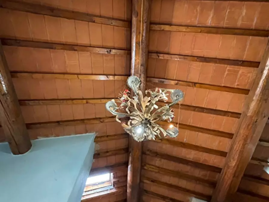 Immagine 16 di Rustico / casale in vendita  a Terranuova Bracciolini